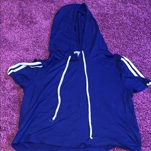 Hooded Cropped T-Shirt